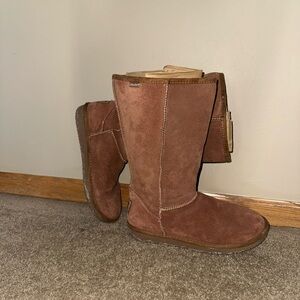 Skechers Australia Women's Tan Suede Winter Boots